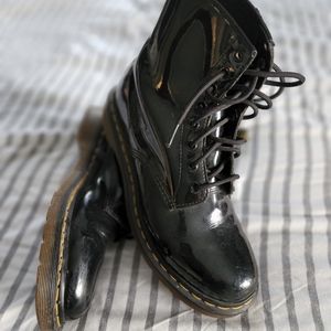 Dr.Martens